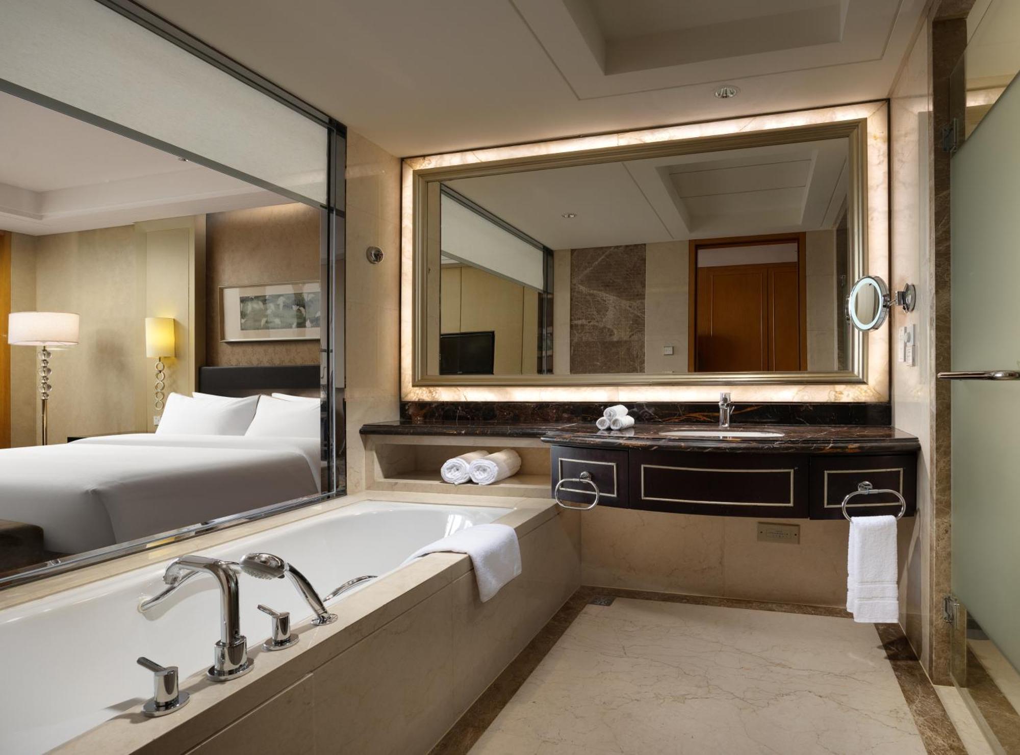 The Westin Hefei Baohe Hotell Exteriör bild